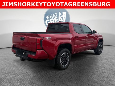 Used 2024 Toyota Tacoma TRD Sport image 3