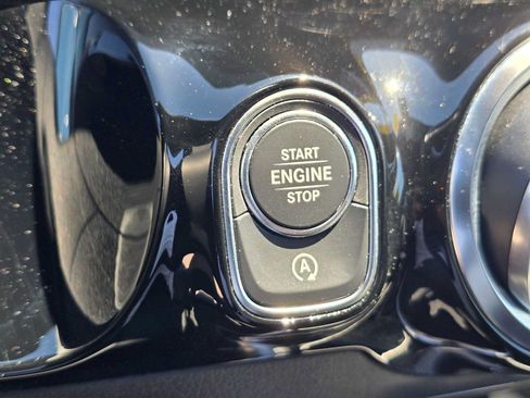 Used 2023 Mercedes-Benz GLA 250 4MATIC image 33