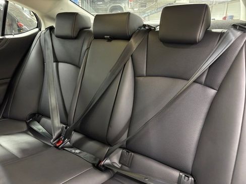 Used 2020 Lexus ES 350 w/ Premium Package image 24