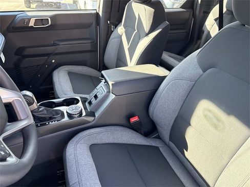 New 2025 Ford Bronco 4-Door image 20
