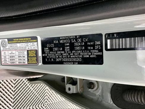 Used 2025 Kia K4 FWD image 3