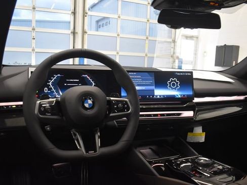 New 2027 BMW 530i xDrive w/ M Sport Package AWD/4WD image 23