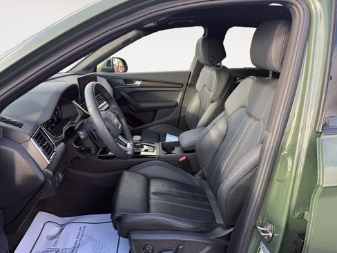 Used 2024 Audi Q5 e Premium Plus w/ Premium Plus Package image 10