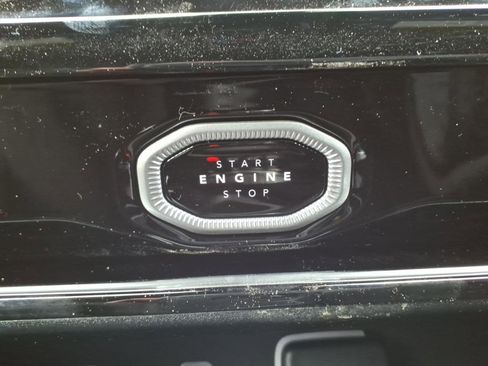 New 2026 Jeep Grand Cherokee Limited w/ Limited Altitude Package AWD/4WD image 15