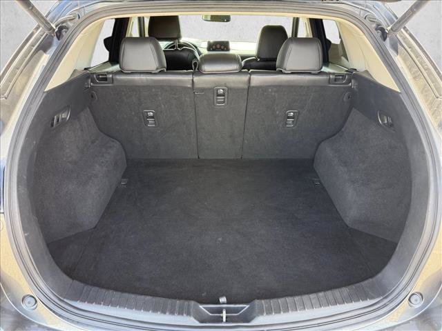 Used 2017 MAZDA CX-5 Touring w/ Preferred Equipment Package FWD image 7
