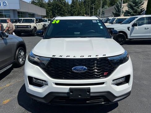 Certified 2024 Ford Explorer ST w/ Equipment Group 401A AWD/4WD image 5