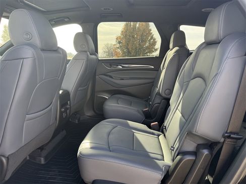 Used 2023 Buick Enclave Essence w/ Experience Buick Package image 10