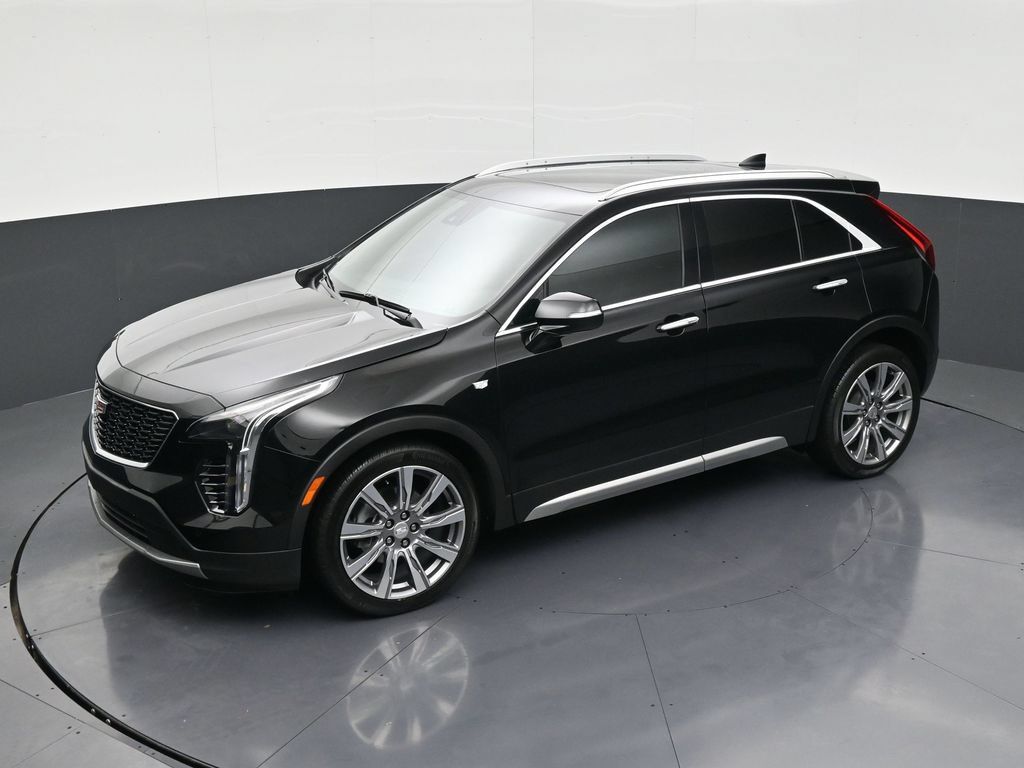 Used 2023 Cadillac XT4 Premium Luxury FWD image 12