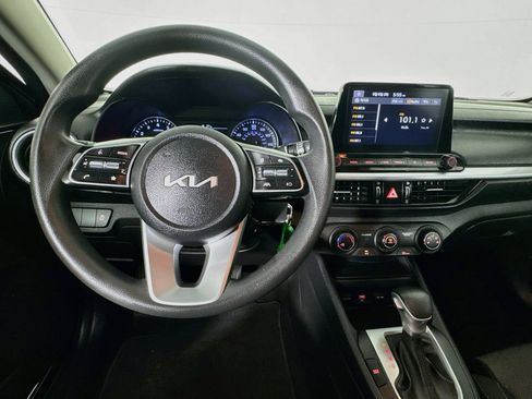 Used 2023 Kia Forte LXS FWD image 10
