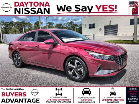 Used 2022 Hyundai Elantra Limited FWD image 1