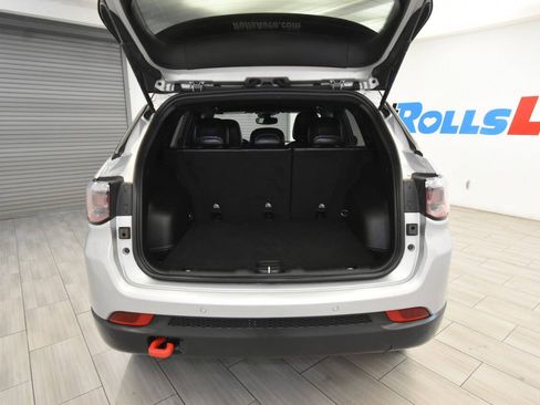 Used 2024 Jeep Compass Trailhawk AWD/4WD image 33