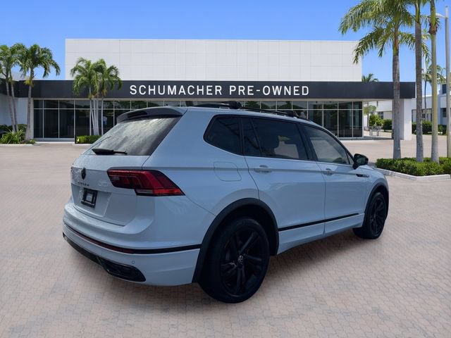 Certified 2023 Volkswagen Tiguan SE R-Line FWD image 7