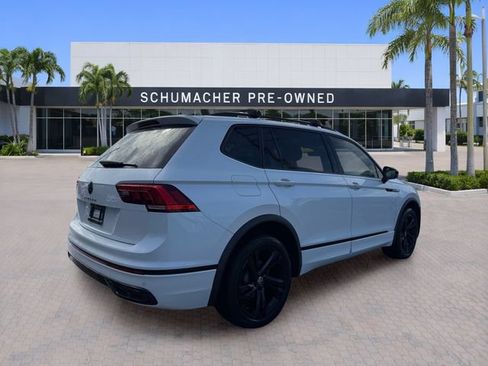 Used 2023 Volkswagen Tiguan SE R-Line FWD image 7