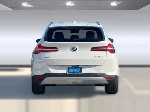 Used 2026 BMW X3 xDrive30i w/ Premium Package AWD/4WD image 9