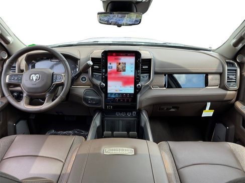 New 2025 RAM 2500 Limited image 10