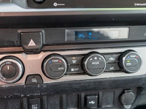 Used 2022 Toyota Tacoma SR image 25