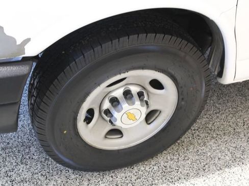 Used 2007 Chevrolet Express 3500 image 20