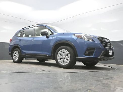 Used 2023 Subaru Forester AWD/4WD image 31