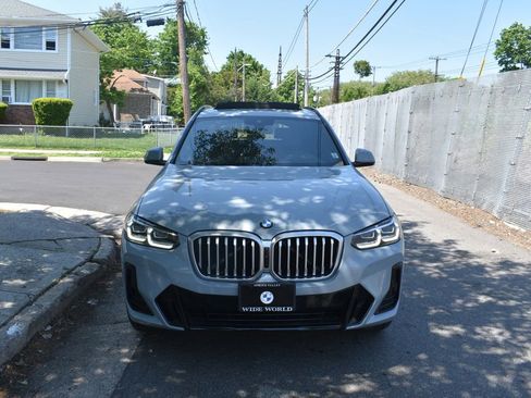 Used 2024 BMW X3 xDrive30i w/ M Sport Package AWD/4WD image 3