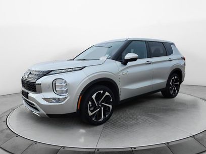 Used 2024 Mitsubishi Outlander SE