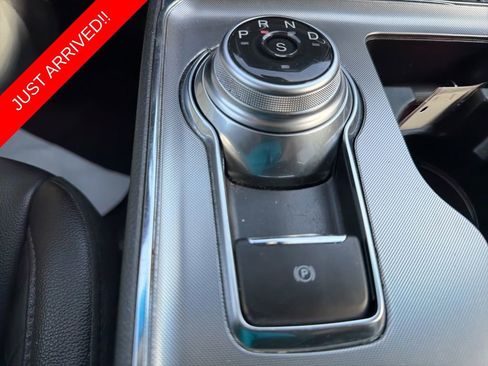 Used 2024 Ford Edge Titanium image 19