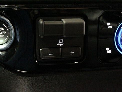 New 2026 GMC Sierra 1500 Elevation image 26