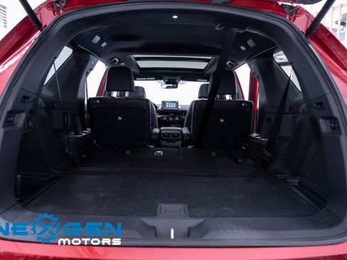 Used 2025 Honda Pilot TrailSport image 43