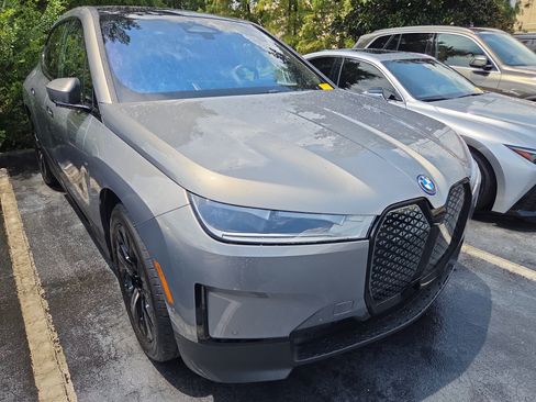 Used 2025 BMW iX xDrive50 w/ Luxury Package AWD/4WD image 1