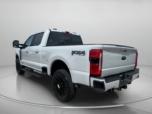 New 2026 Ford F250 Lariat w/ Black Appearance Package image 20
