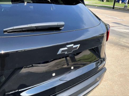 Used 2025 Chevrolet Trax ACTIV w/ Sunroof Package FWD image 30