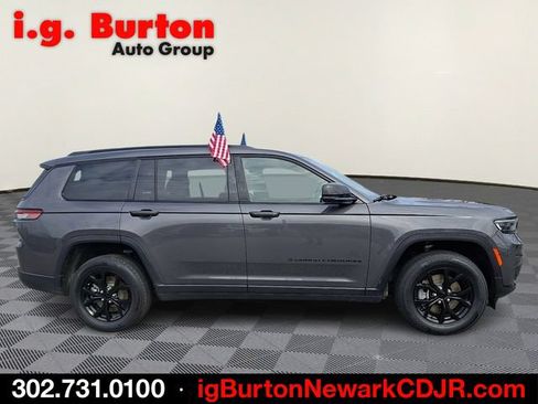 Used 2024 Jeep Grand Cherokee L Laredo AWD/4WD image 7