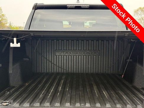 Used 2024 Toyota Tacoma SR5 AWD/4WD image 9