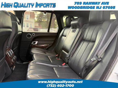 Used 2013 Land Rover Range Rover HSE AWD/4WD image 17