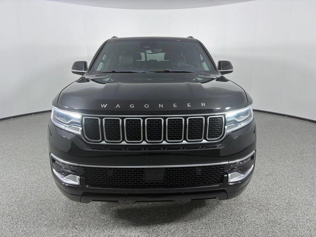 Used 2023 Jeep Wagoneer 4WD w/ Premium Group I image 10