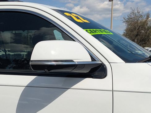 Used 2022 Jeep Wagoneer Series II w/ Convenience Group I image 11