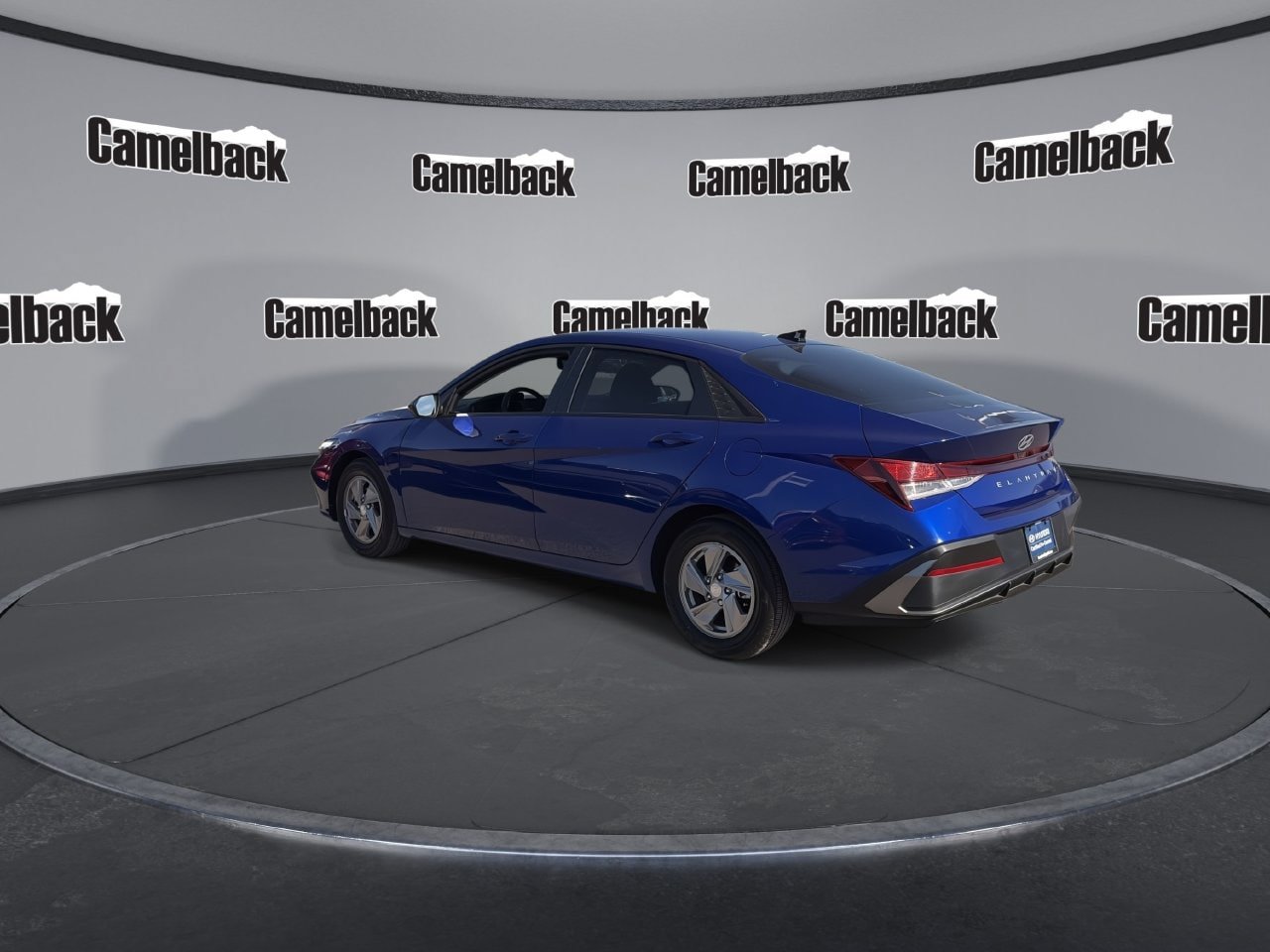 Certified 2025 Hyundai Elantra SE FWD image 5