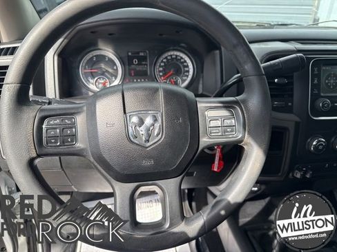 Used 2018 RAM 3500 Tradesman w/ Chrome Appearance Group AWD/4WD image 16