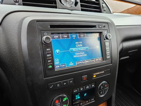 Used 2008 Buick Enclave CXL w/ Entertainment Package #3 image 25