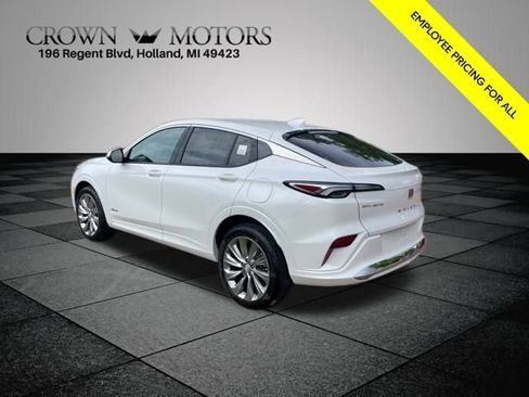 New 2025 Buick Envista Avenir image 10