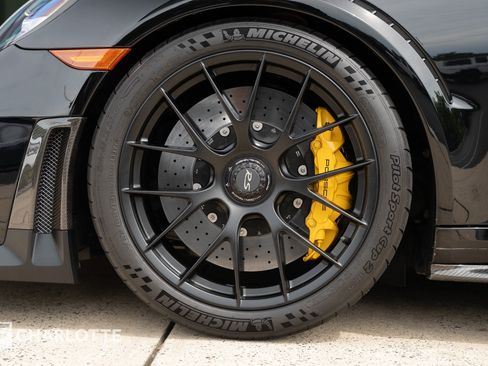 Used 2018 Porsche 911 GT2 RS RWD image 15