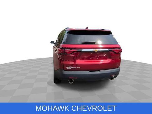 Used 2024 Chevrolet Traverse LT AWD/4WD image 7