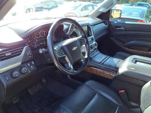 Used 2015 Chevrolet Suburban LTZ image 14
