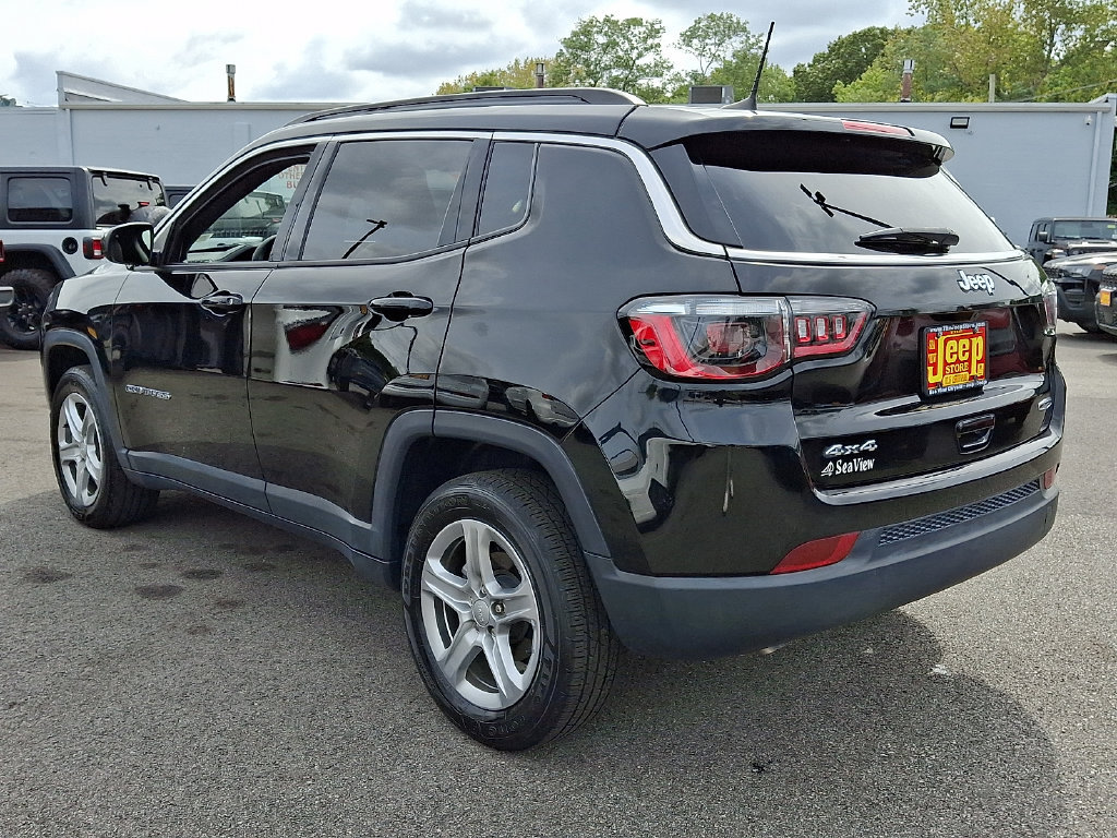 Certified 2023 Jeep Compass Latitude AWD/4WD image 4