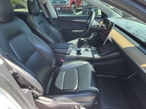 Used 2022 Tesla Model 3 RWD image 10