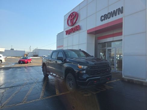 Used 2025 Chevrolet Silverado 1500 Custom Trail Boss image 1