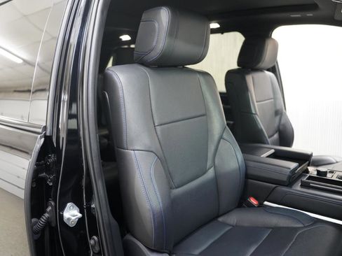 Used 2023 Toyota Sequoia Platinum image 29