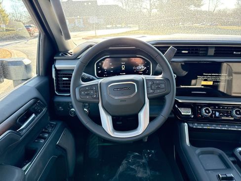 New 2026 GMC Sierra 2500 Denali w/ Denali Reserve Package image 15