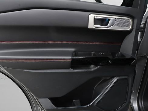 Used 2023 Ford Explorer ST-Line w/ Class IV Trailer Tow Package image 25