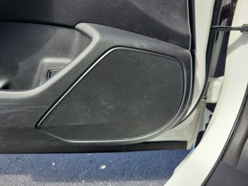 Used 2019 Honda Accord LX image 19