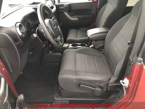 Used 2012 Jeep Wrangler Sport AWD/4WD image 11